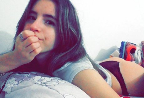 Foto di nudo di fuga di OnlyFans di Giuli Costales