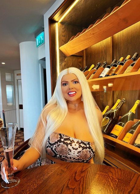 Nacktes geleaktes OnlyFans-Foto von Jade Lyne