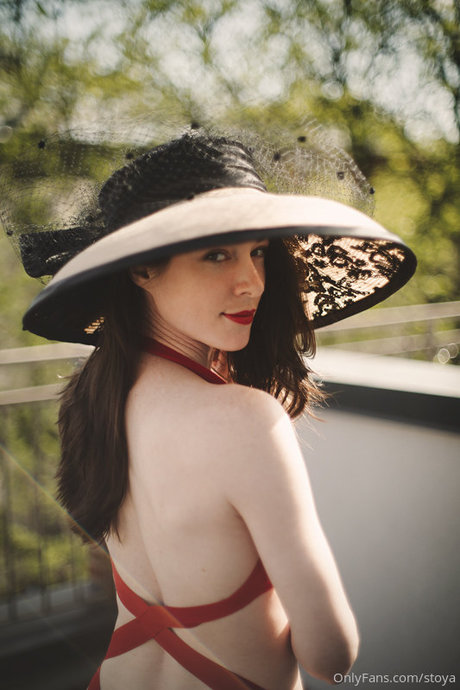 Nahá fotka uniklých OnlyFans od Stoya