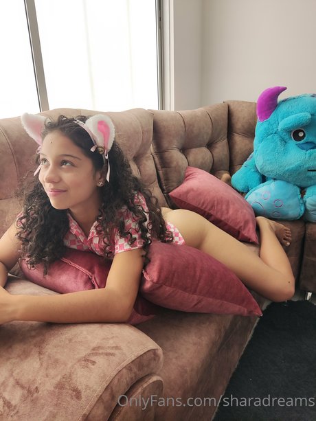 Nahá fotka uniklých OnlyFans od Shara Dreams