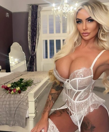 Debbie Clarkson OnlyFans泄露裸照