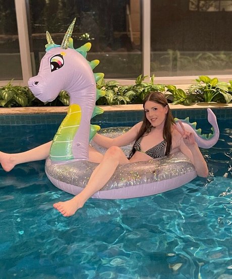 Naakte gelekte OnlyFans-foto van Lilhyper