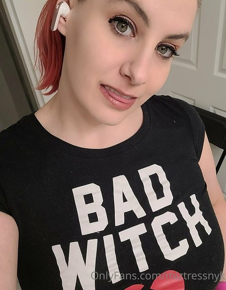 Photo nue de fuite OnlyFans de Miztressnyk