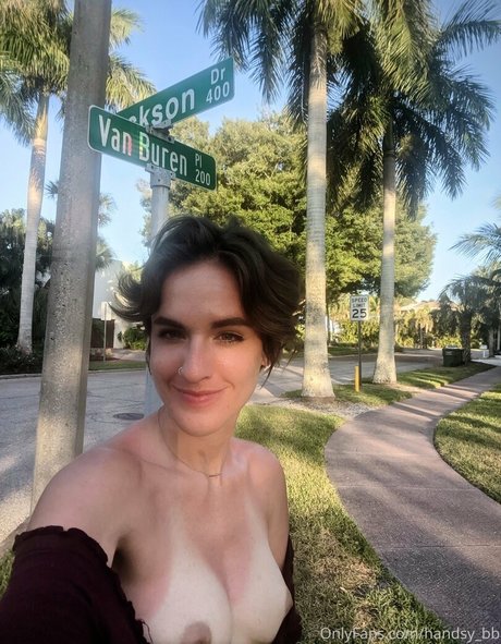 Handsybb naked leaks OnlyFans pic