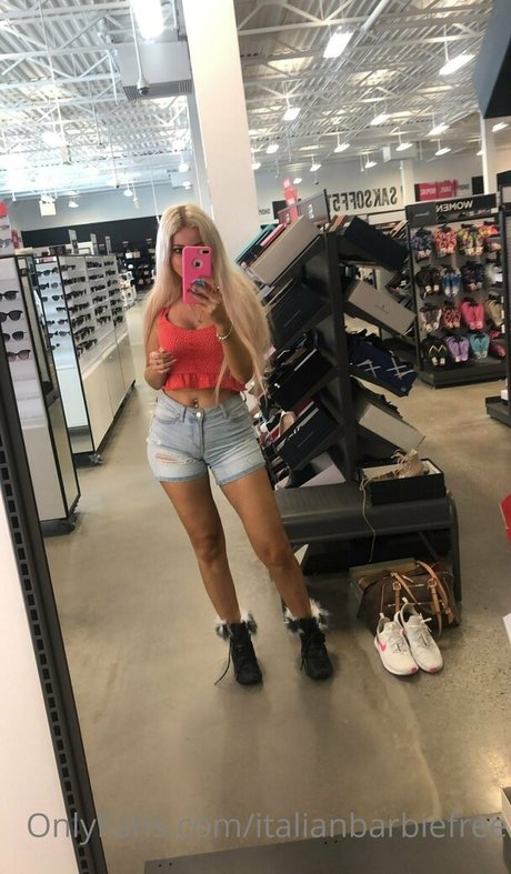 Alasti lekkinud OnlyFans-i pilt Sicilydollfree