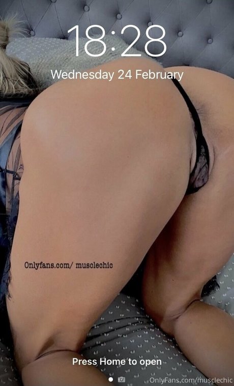 Обнаженная фотография утечки OnlyFans от Musclechic