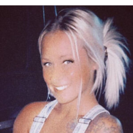 Alasti lekkinud OnlyFans-i pilt Samistory