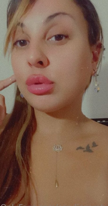 Обнаженная фотография утечки OnlyFans от Sendinzerotwo