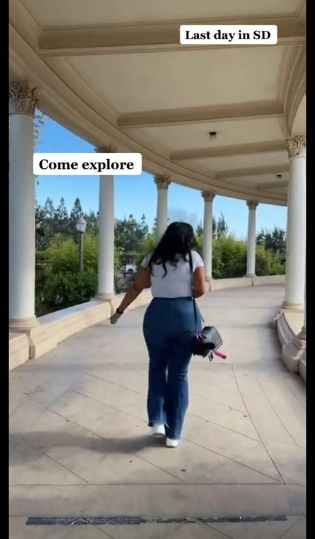 Foto desnuda filtrada de OnlyFans de Charlotte Godoy