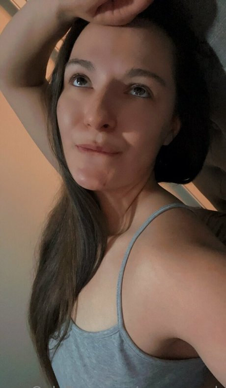 Naken läckt OnlyFans-bild av Sassyvanah