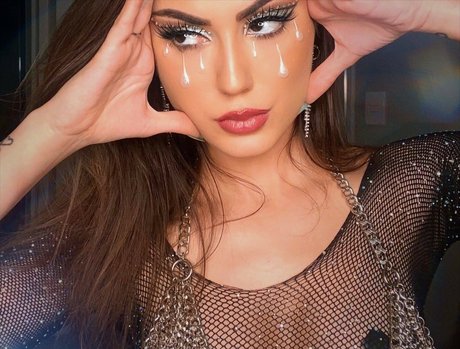 Naken lekkede OnlyFans-bilde av Jana Make