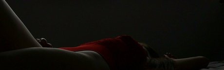 Alasti lekkinud OnlyFans-i pilt Coracox