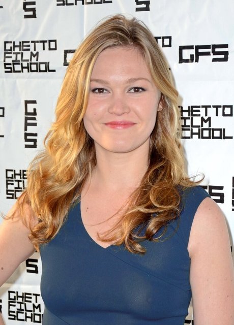 Julia Stiles naked leaks OnlyFans pic