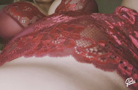 Nahá fotka uniklých OnlyFans od Cassie Vanity