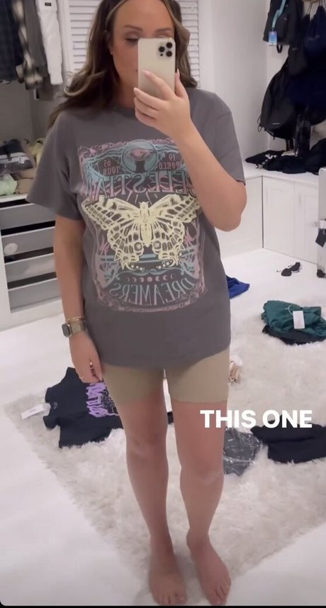 Naken lekkede OnlyFans-bilde av Charlotte Crosby