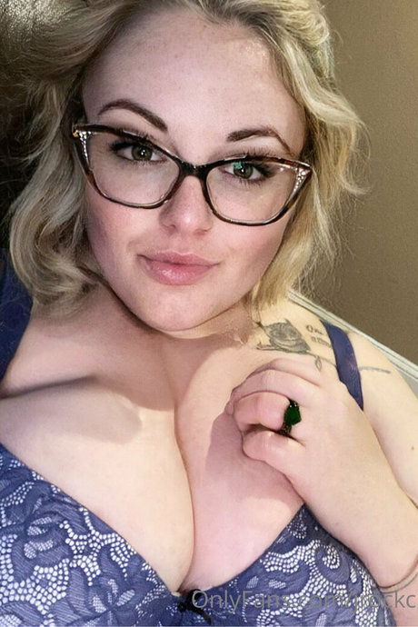 Alasti lekkinud OnlyFans-i pilt Jrockc