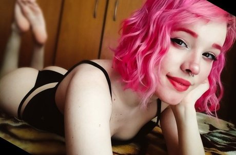 Foto di nudo di fuga di OnlyFans di Vikkyrie