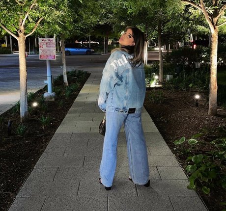 Nahá fotka uniklých OnlyFans od Kiran