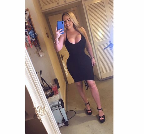 Sophie Defoe naked leaks OnlyFans pic