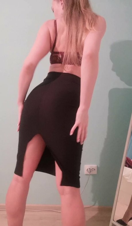 Nahá fotka uniklých OnlyFans od Shybunny