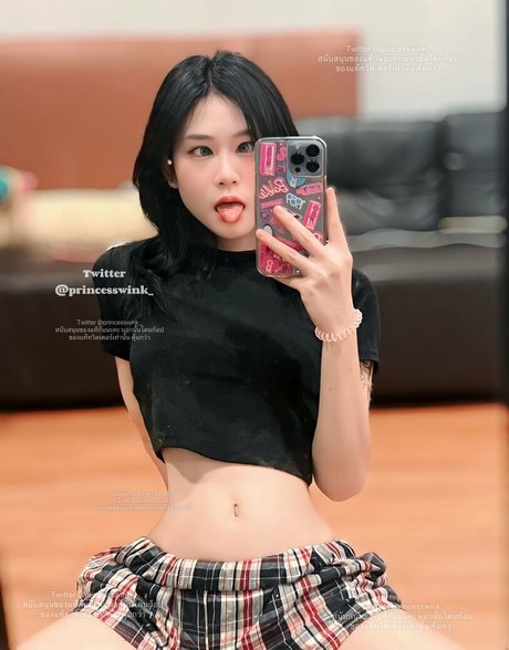 Nahá fotka uniklých OnlyFans od Princesswinkonly