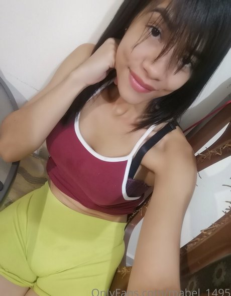Alasti lekkinud OnlyFans-i pilt Mabel1495