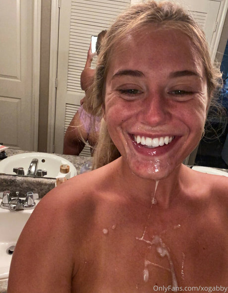 Naken lekkede OnlyFans-bilde av Xogabby