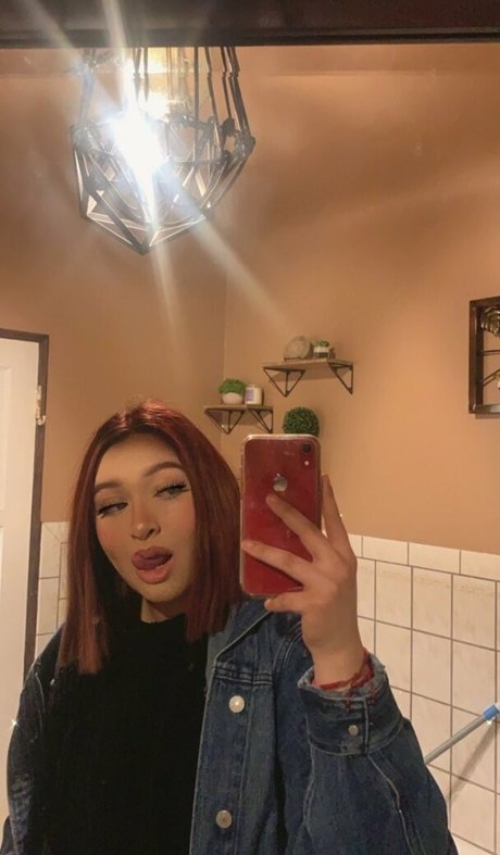 Обнаженная фотография утечки OnlyFans от Bribeibi