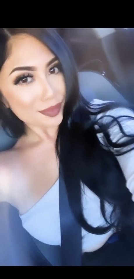 Alasti lekkinud OnlyFans-i pilt Lexvictoriaj