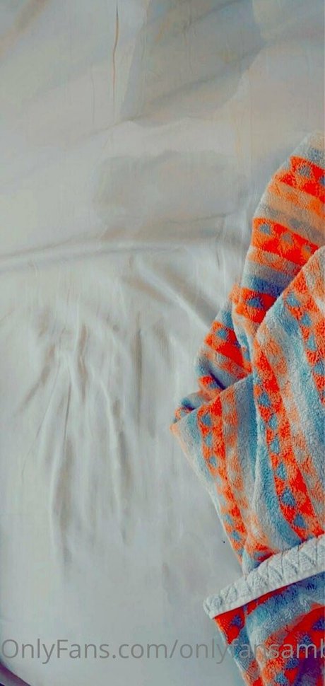 Nahá fotka uniklých OnlyFans od Onlyfansamber