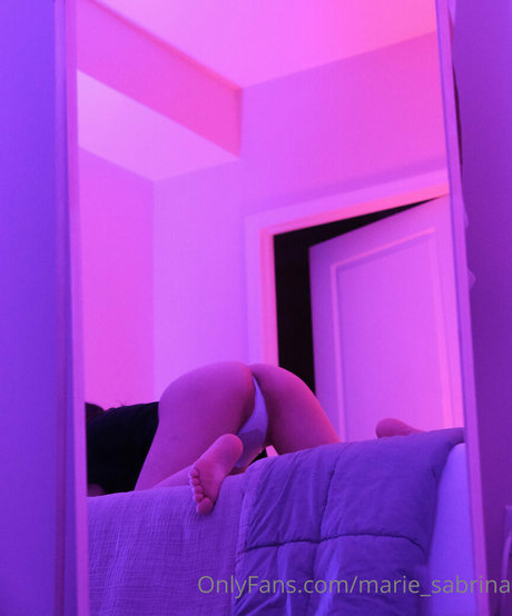 Mariesabrina OnlyFans泄露裸照