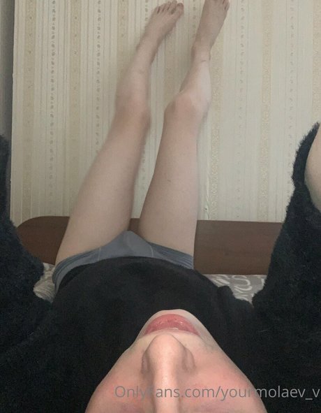 Nahá fotka uniklých OnlyFans od Yourmolaevv