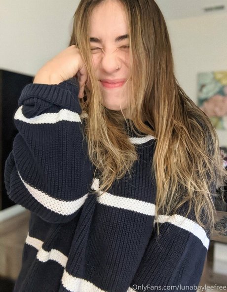 Alasti lekkinud OnlyFans-i pilt Lunabayleefree