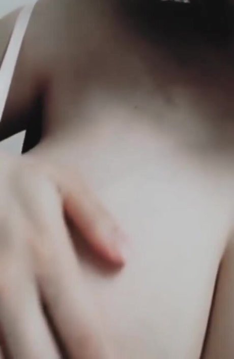 Naken lekkede OnlyFans-bilde av Kitty Ketttt