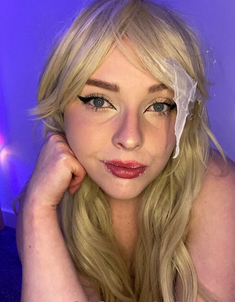 Alasti lekkinud OnlyFans-i pilt Bubblesasmrx