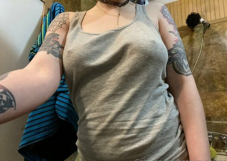 Nacktes geleaktes OnlyFans-Foto von Bootybruisesfree