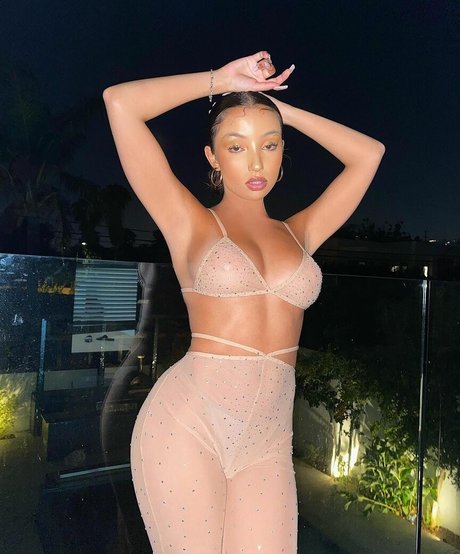 Nahá fotka uniklých OnlyFans od Alessya Farrugia