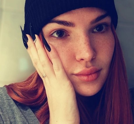 Nahá fotka uniklých OnlyFans od Lexi Darkk