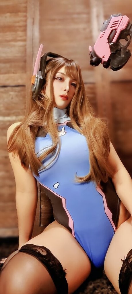 Alasti lekkinud OnlyFans-i pilt Berrychu