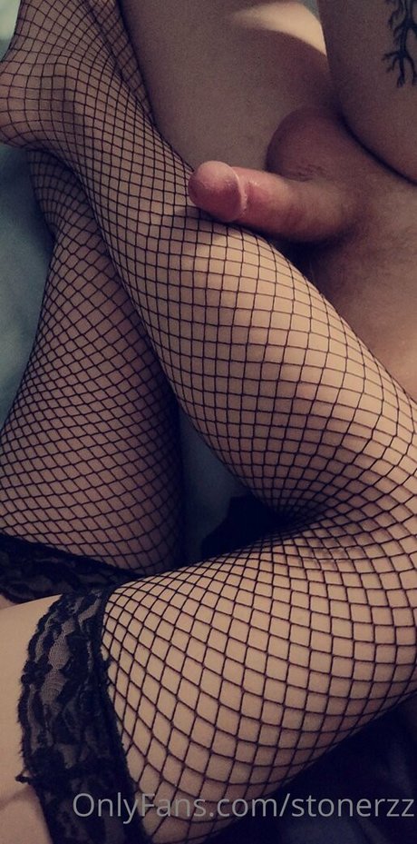 Stonerzz naked leaks OnlyFans pic