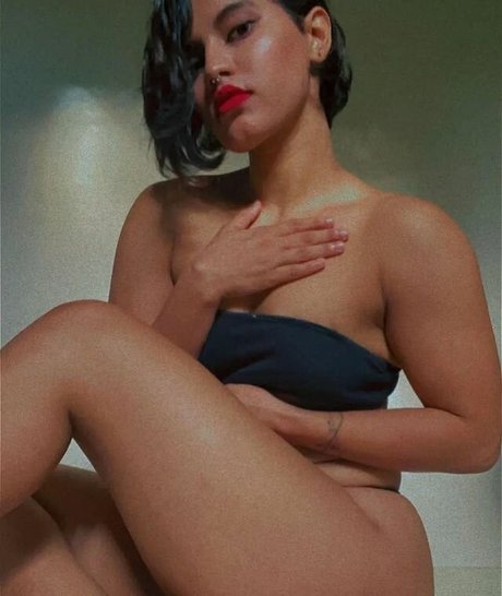 Обнаженная фотография утечки OnlyFans от Lisa Dsouza