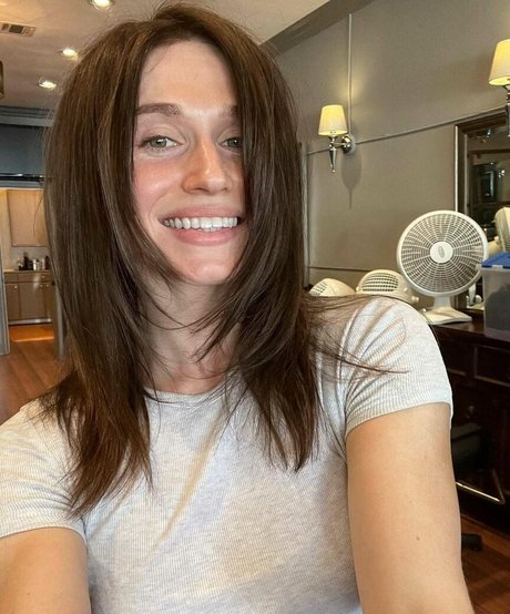 Alasti lekkinud OnlyFans-i pilt Rita Volk