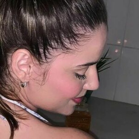 Alasti lekkinud OnlyFans-i pilt Conselhos De Afrodite