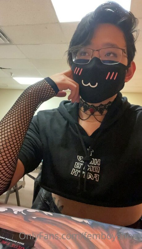 Nahá fotka uniklých OnlyFans od Femboysnom