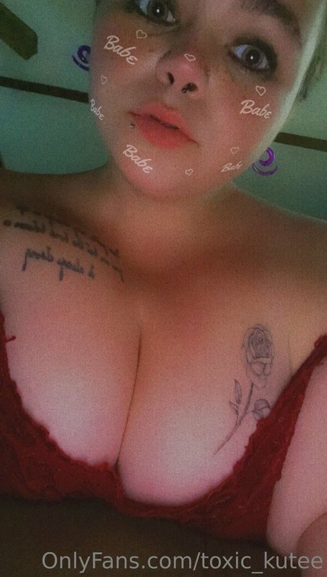 Photo nue de fuite OnlyFans de Toxickutee