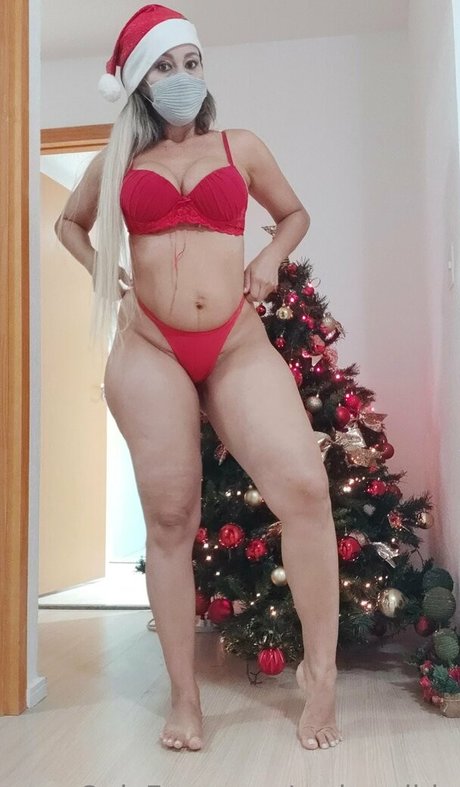 Foto di nudo di fuga di OnlyFans di Mcbandida