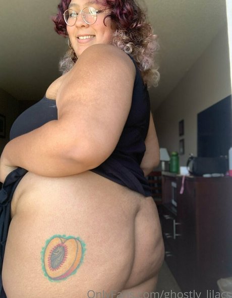 Photo nue de fuite OnlyFans de Ghostlylilacs