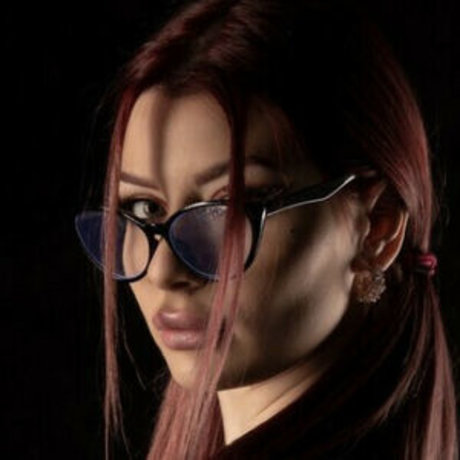 Naken lekkede OnlyFans-bilde av Sarasavage