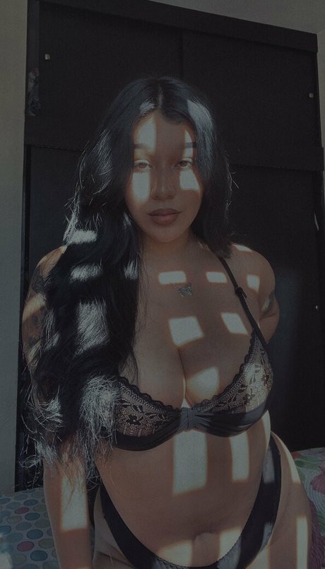 Обнаженная фотография утечки OnlyFans от Amywinos10