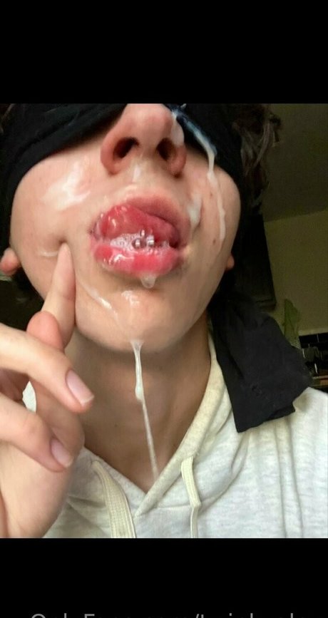 Nacktes geleaktes OnlyFans-Foto von Twinkyalex